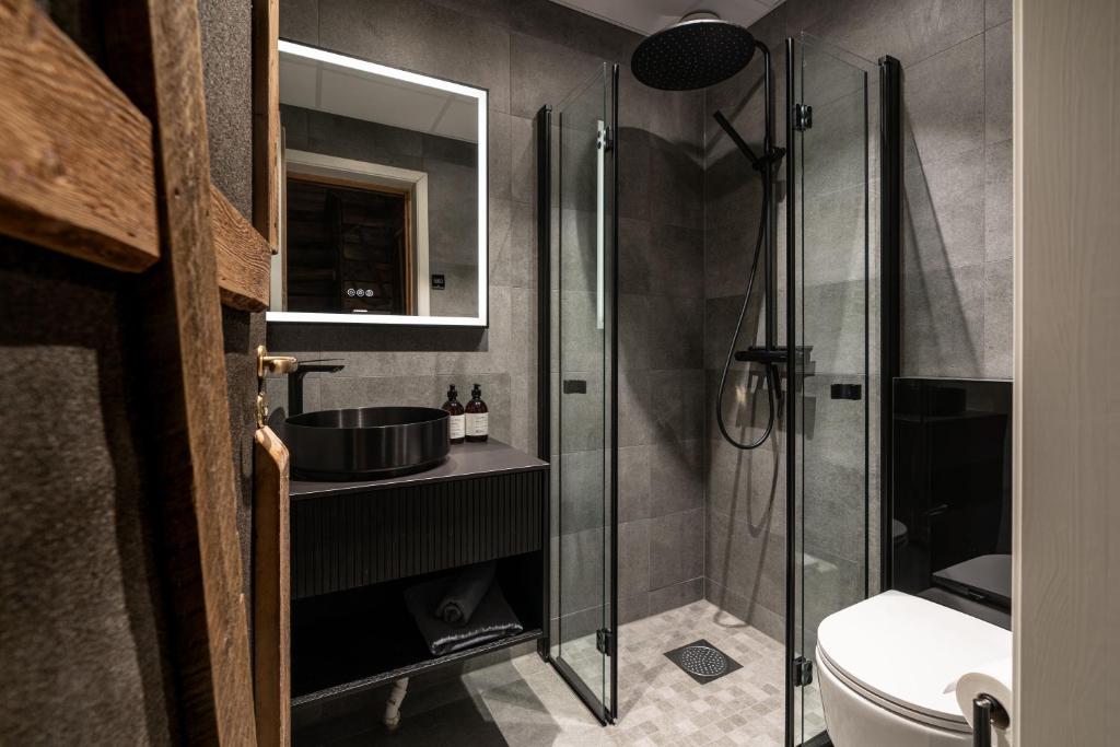 Basecamp Hotel photo 4