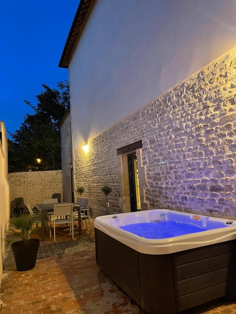 L'ATELIER DU VIEUX BOIS Spa photo 3
