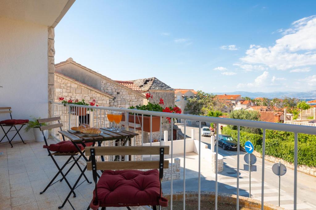 Apartment Nona - Center, 150 meters from the beach photo 2