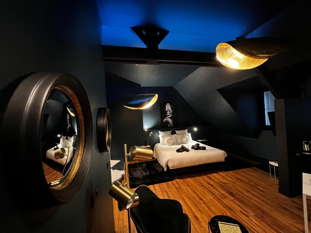 LA SUITE ISAHORA. Les Locations ISAHORA c'est aussi plusieurs appart' de Standing a 2 pas du Chateau - Thumbnail image