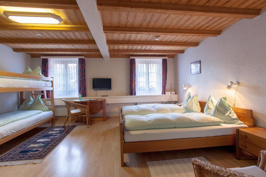 Четырехместный (Четырехместный номер), Seminarhotel Linde Stettlen