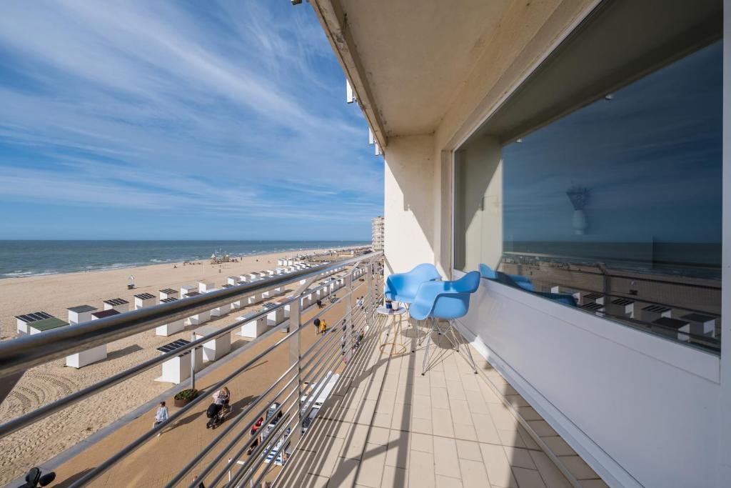 Apartment 2 bedrooms with magnificent seaview and free parking photo 1