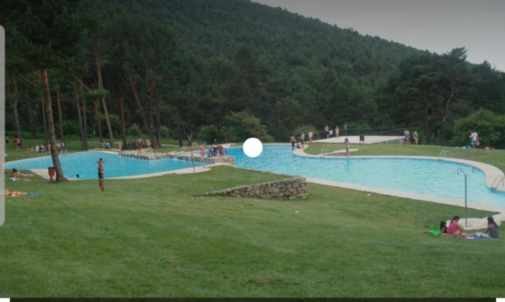 Casa Rural Cercedilla Montaña Esquí photo 3
