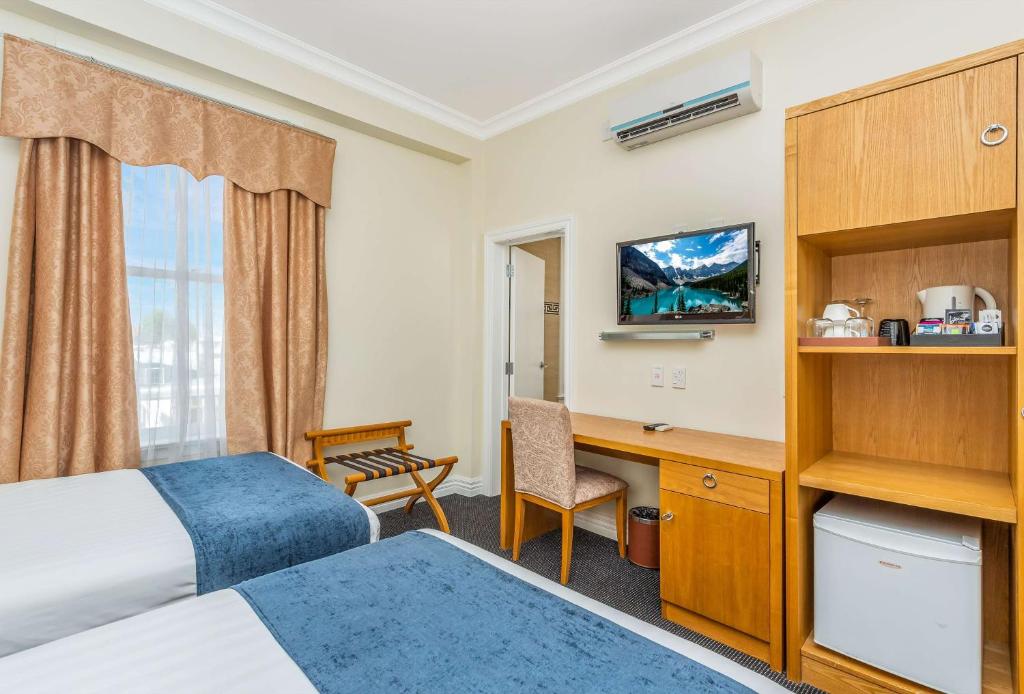 Ramada by Wyndham, Hamilton City Center photo 4