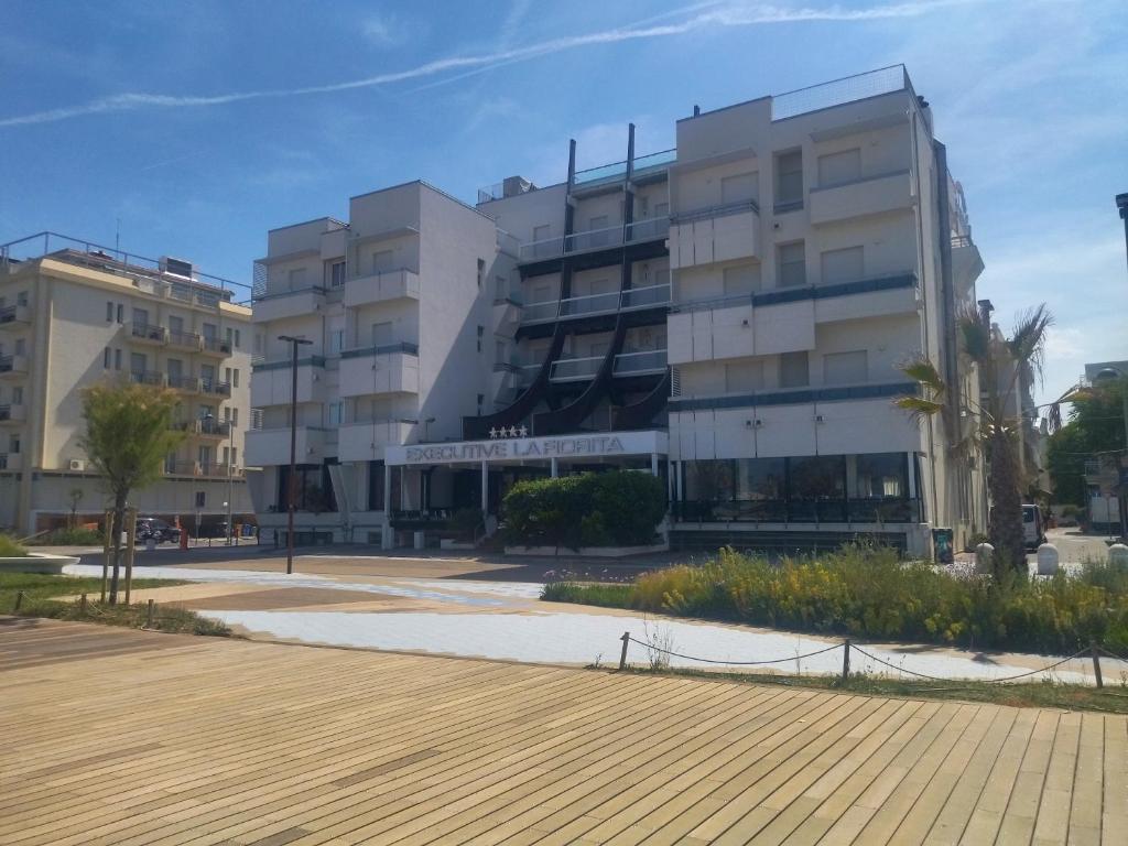 Hotel Executive La Fiorita photo 2