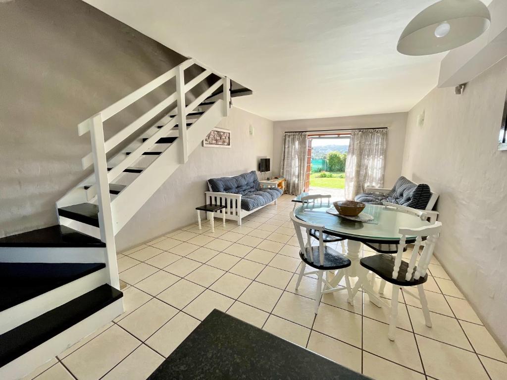 42 Settler Sands Beachfront Accommodation Sea and River View photo 4