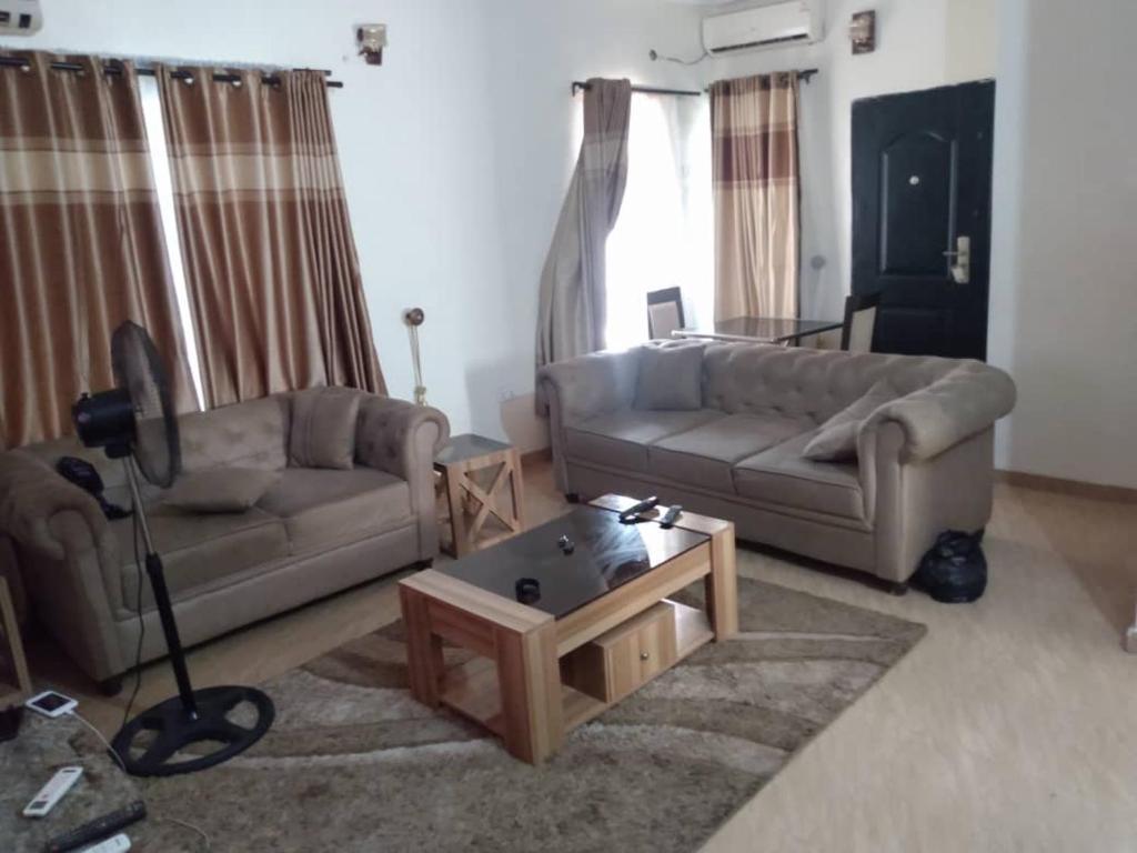 2 bedroom service apartment with full services photo 3