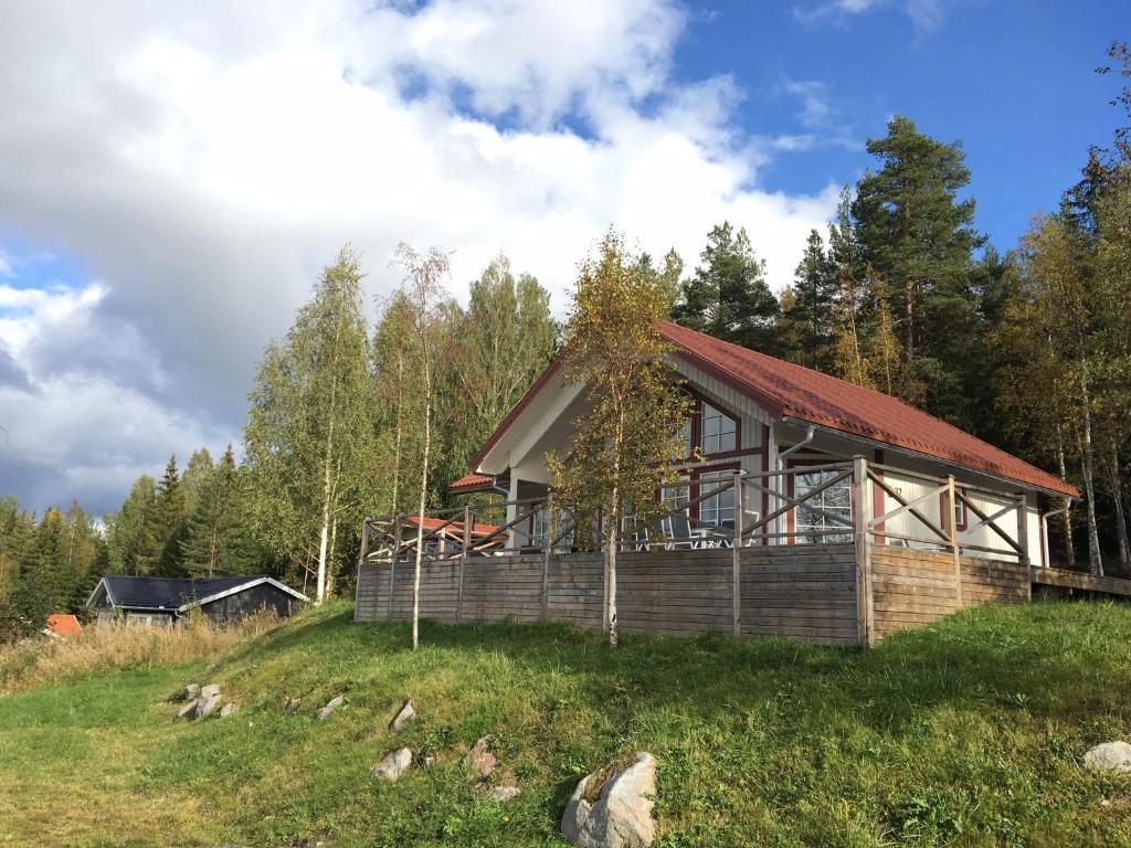 Cozy house in Järvsö with a stunning view photo 3