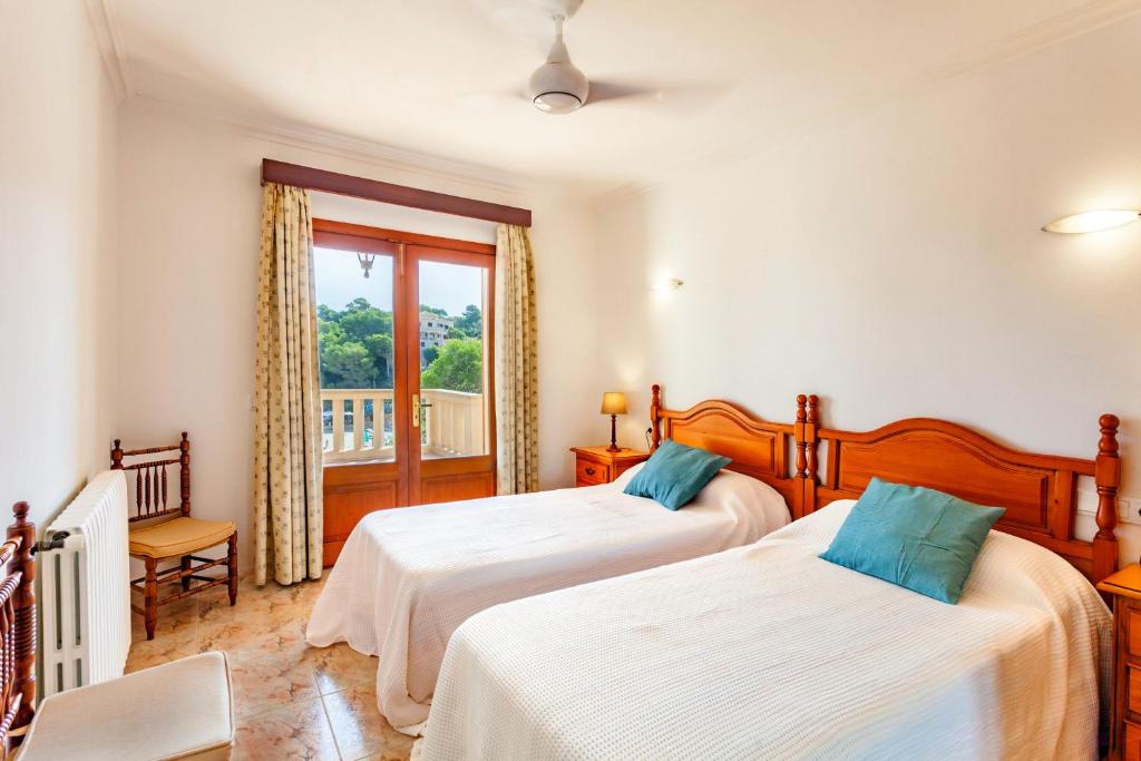 Sa Tronita Beach House photo 3