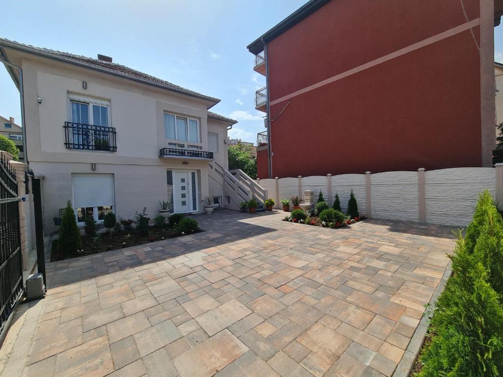 "Astor16" Apartments photo 3