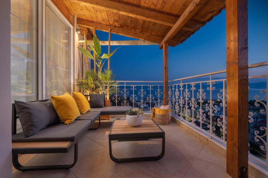 Panoramic view!Penthouse 120qm of sea & mountain photo 4