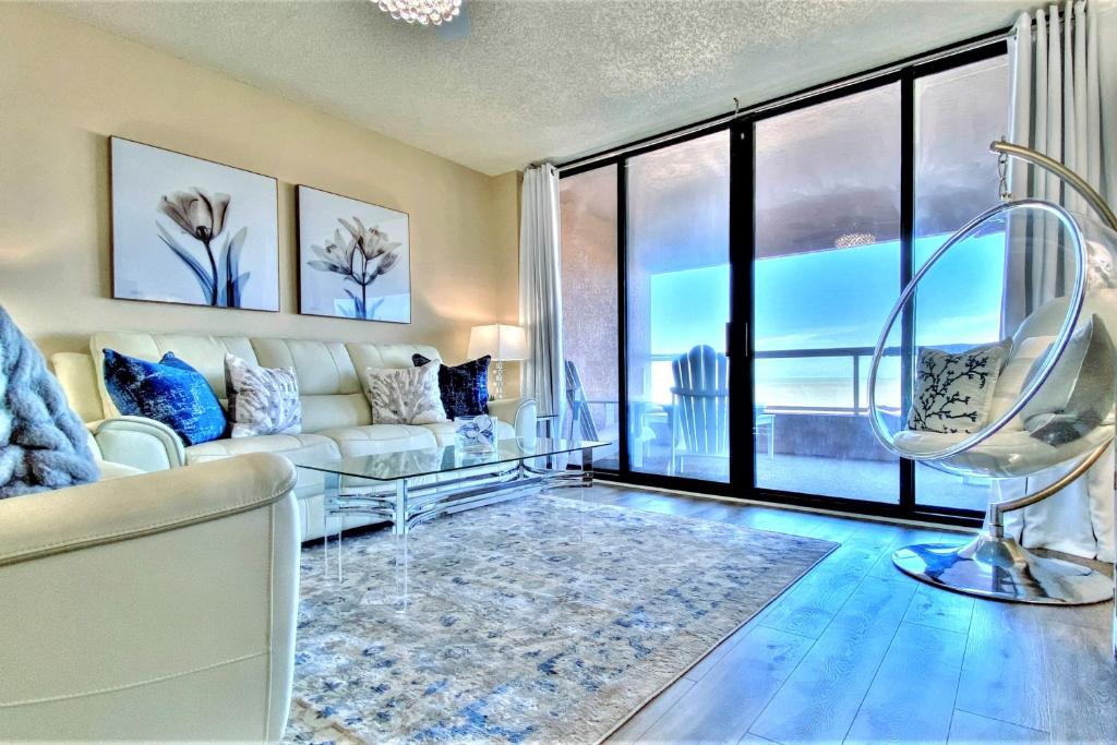 Crescent Beach Club II 5B photo 1