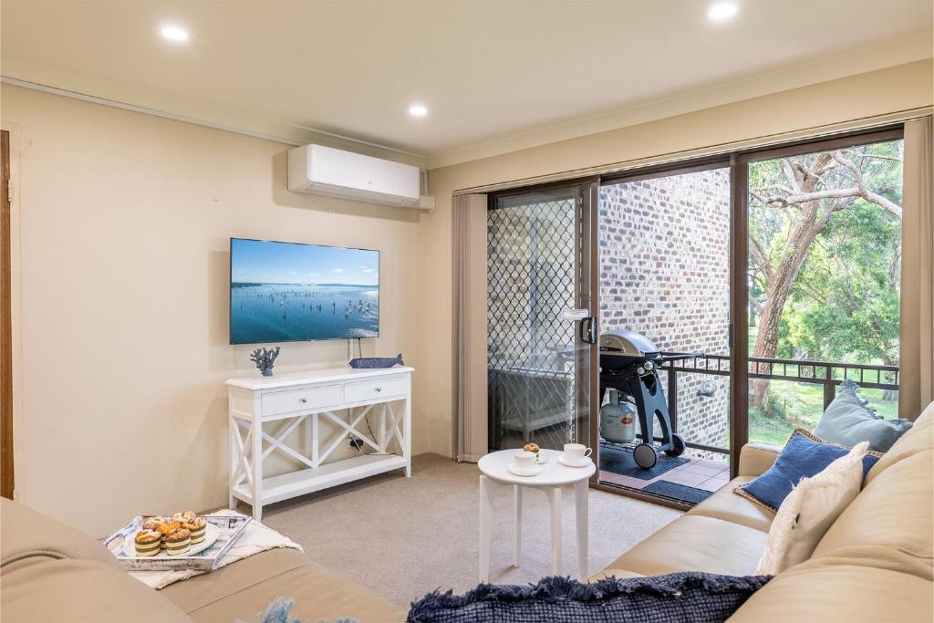 30 Bay Parklands photo 4