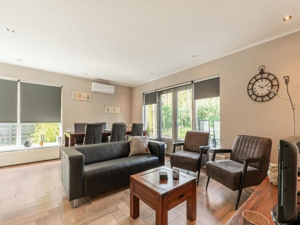 Tranquil Holiday Home in Garderen near Forest photo 1