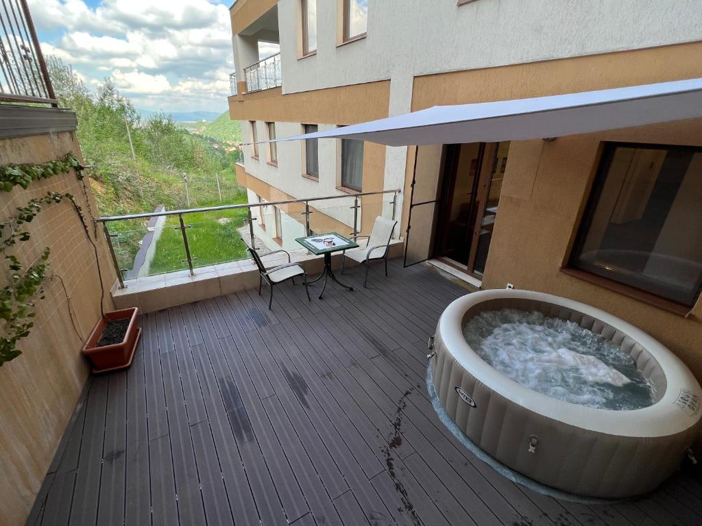 Coroni studio with jacuzzi photo 2