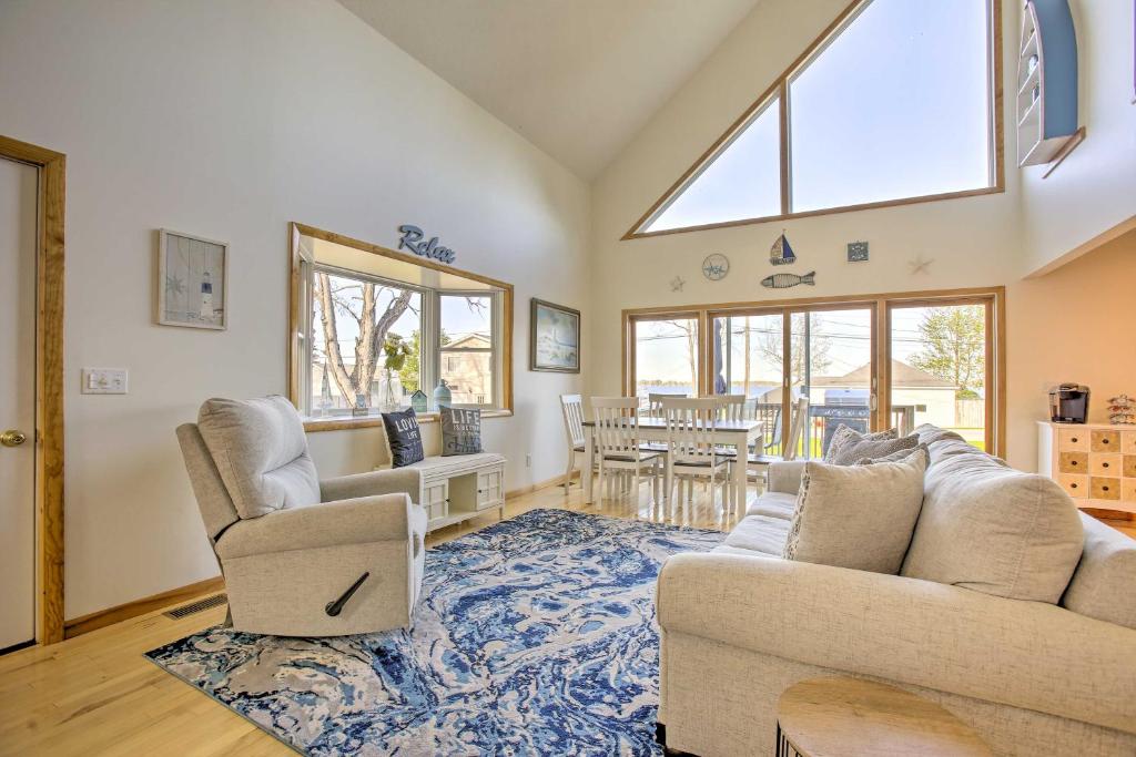 Home with Deck and Hot Tub - Lake Mitchell Views! photo 4
