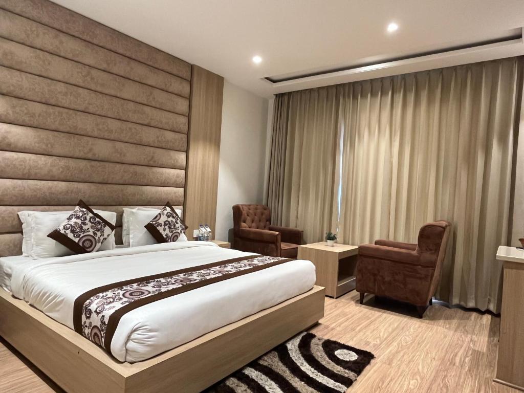 RRV Hotel photo 3
