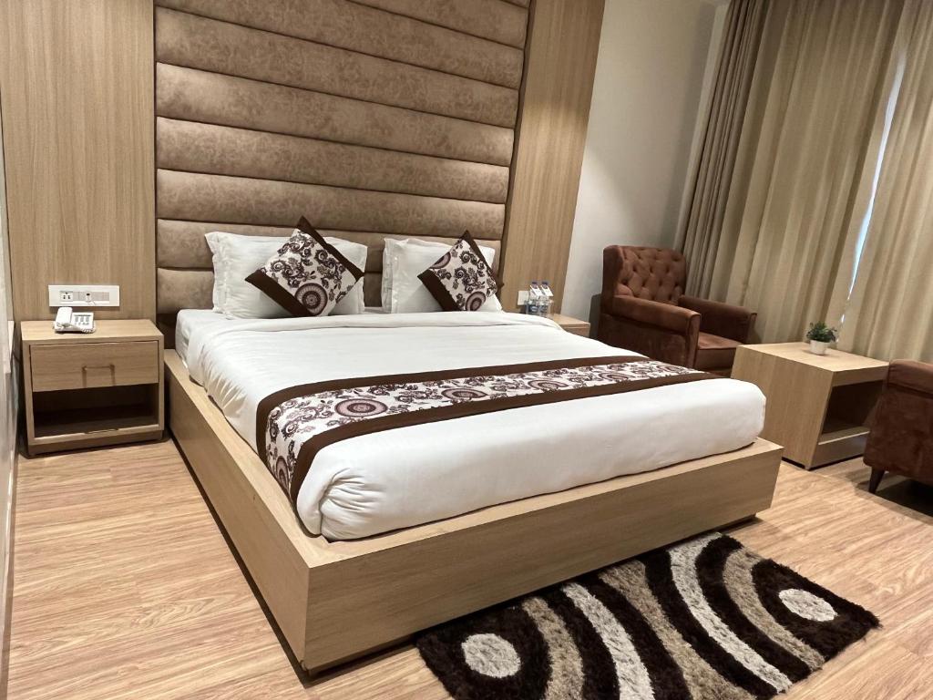 RRV Hotel photo 2