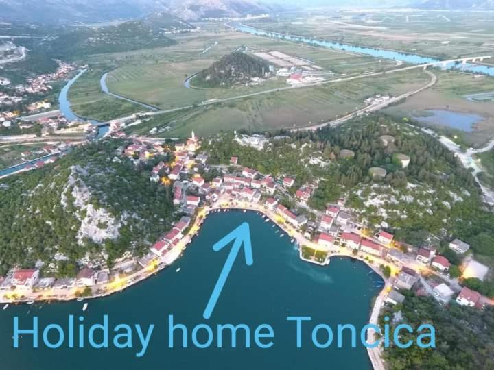 Holiday home TONČICA - Rogotin photo 1