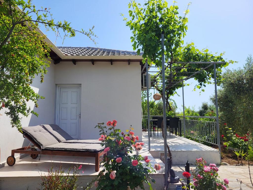 Ioannis Houses - gemütliches Ferienhaus im Olivenhain photo 4