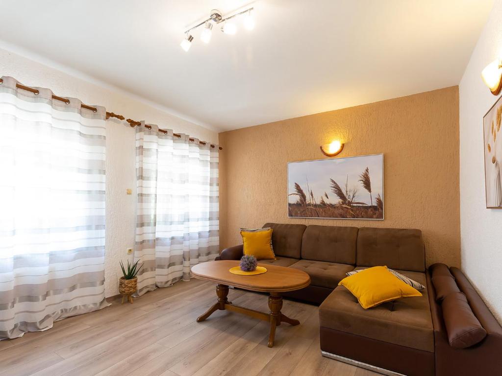 Apartments Fratta photo 1