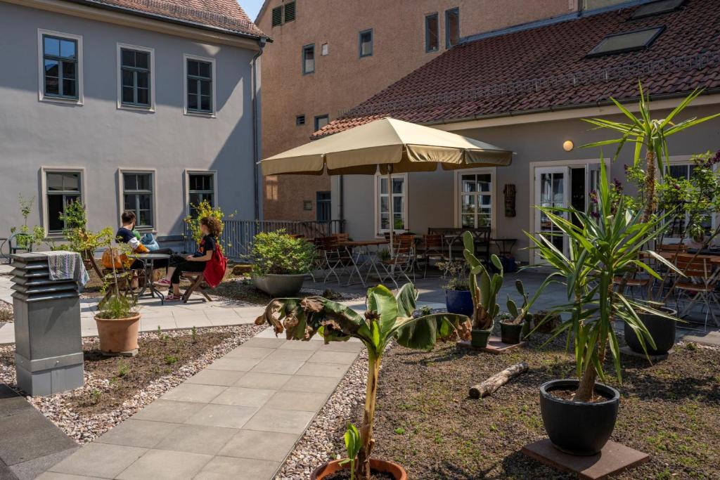 Labyrinth Hostel Weimar photo 3