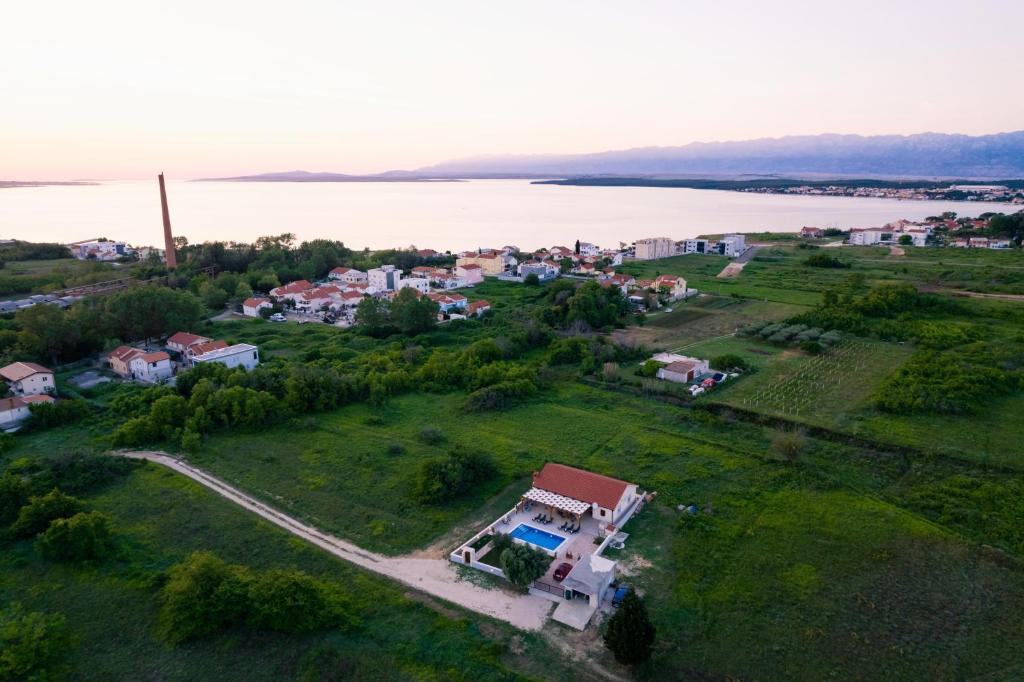 Villa Gode -secluded house with heated pool near the beach photo 3