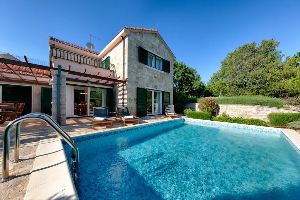 Villa Luči photo 2