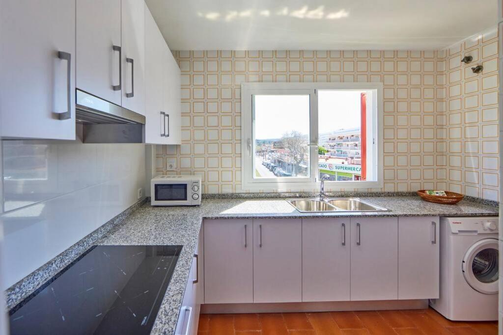 Nura Houses Duplex Magaluf 4 photo 4