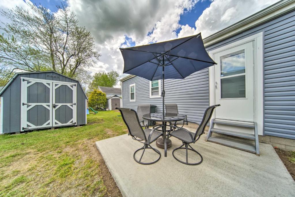 Charming Geneva Getaway with Easy Strip Access! photo 1