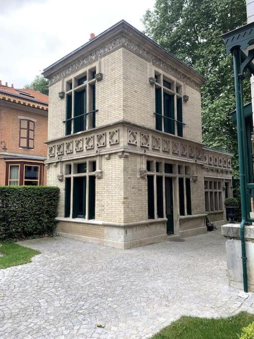 Pavillon indépendant en plein centre de Vichy photo 2