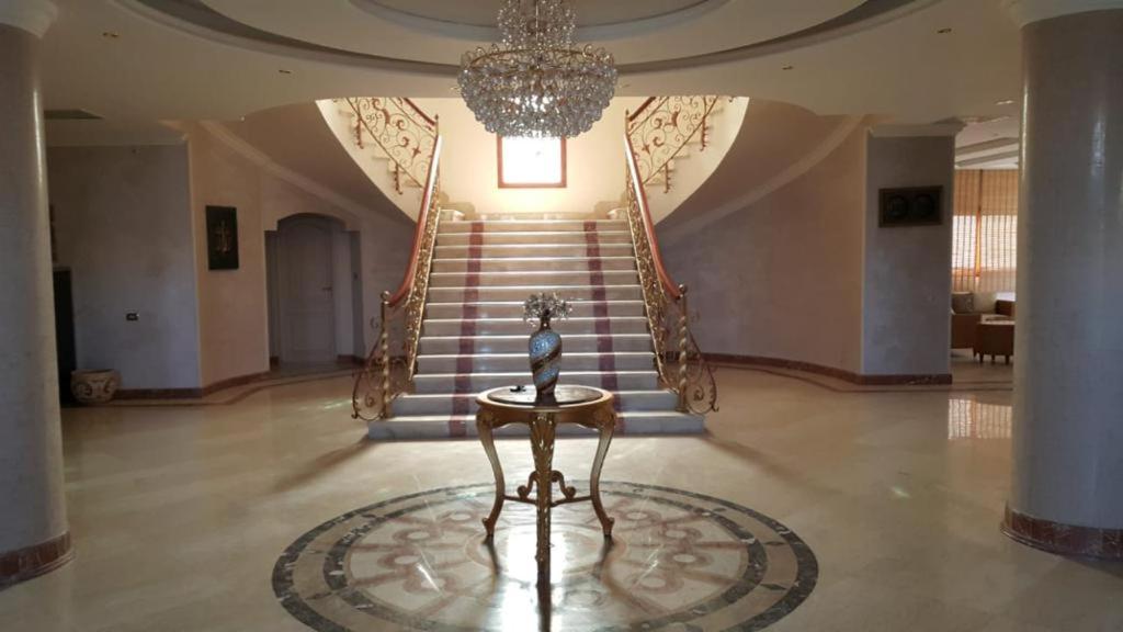 Super luxurious villa with large landscape areas photo 4