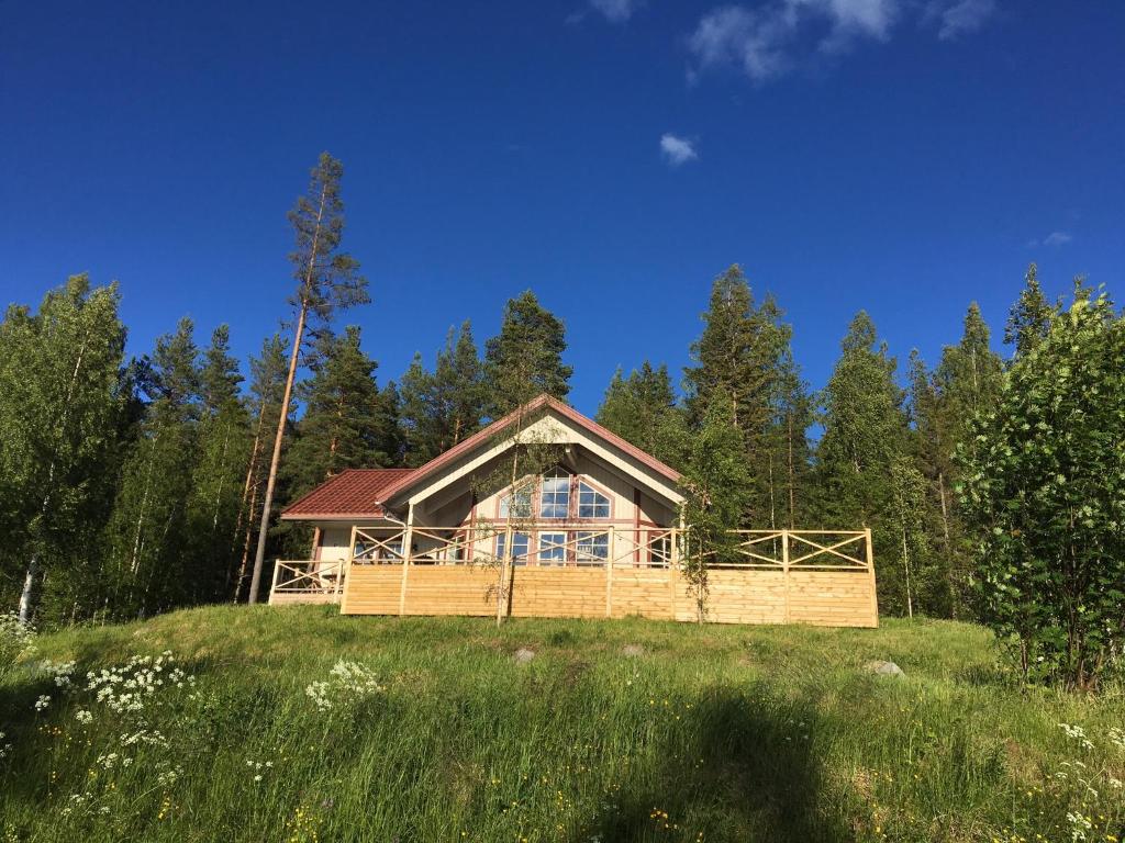 Cozy house in Järvsö with a stunning view photo 2