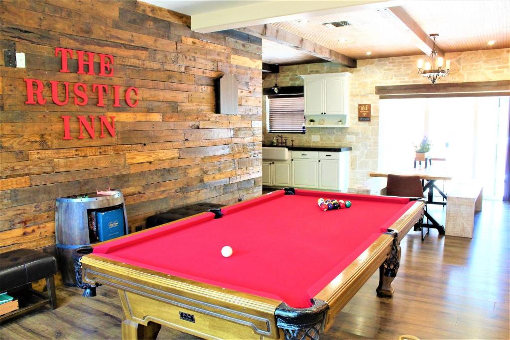 The Rustic Inn- Family Friendly Near Fiesta Texas image