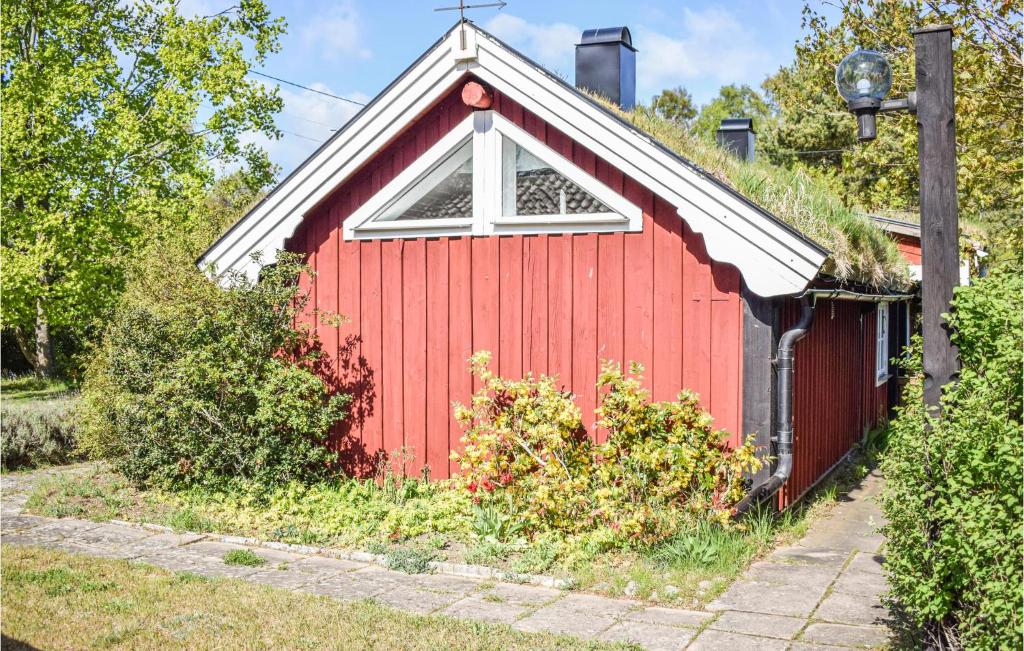 Nice Home In Kpingsvik With 1 Bedrooms photo 1