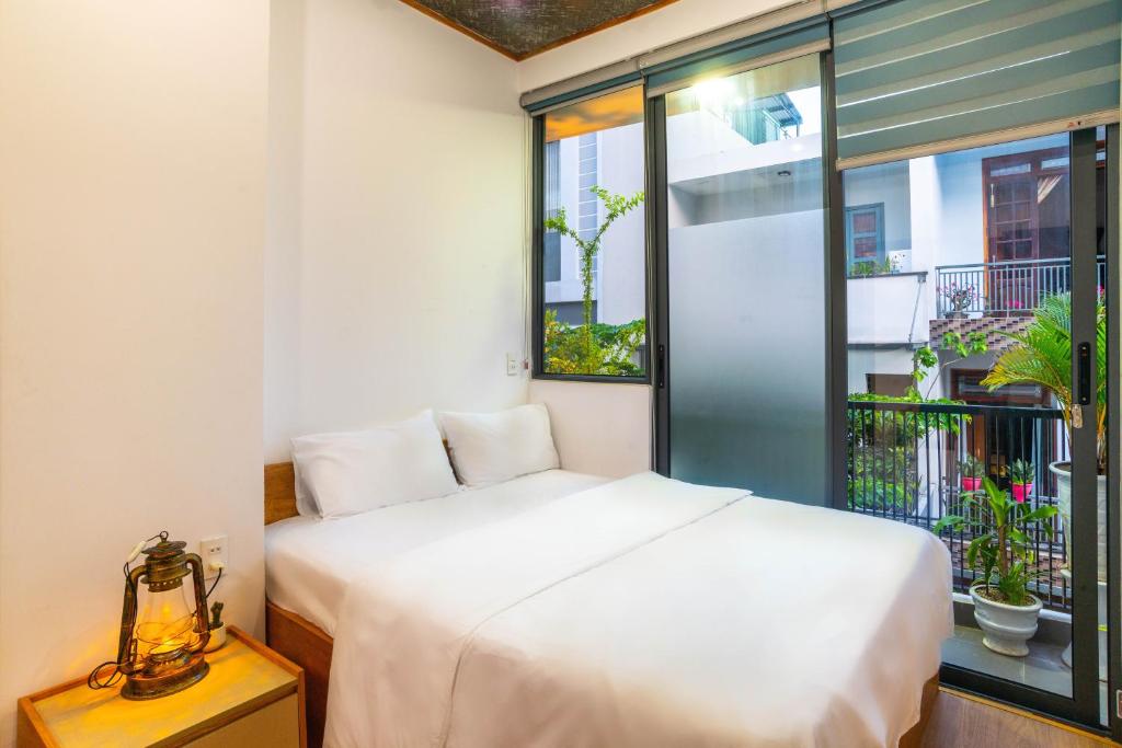 KenKeSu- 2 adjacent floors -4BRs- 15 mins walk to Dragon Bridge