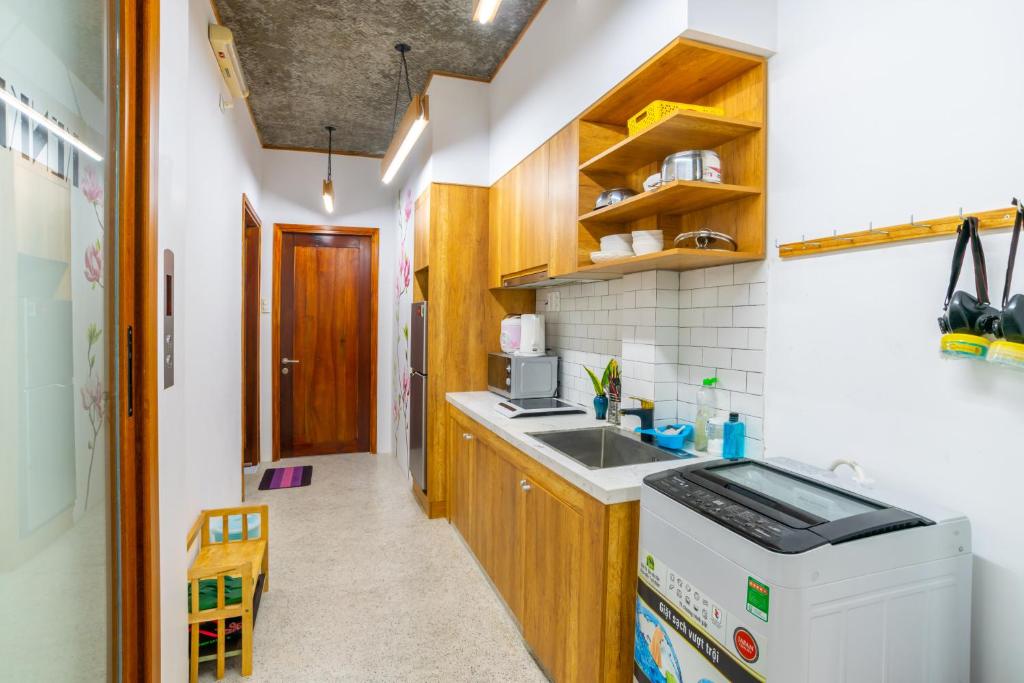 KenKeSu- 2 adjacent floors -4BRs- 15 mins walk to Dragon Bridge