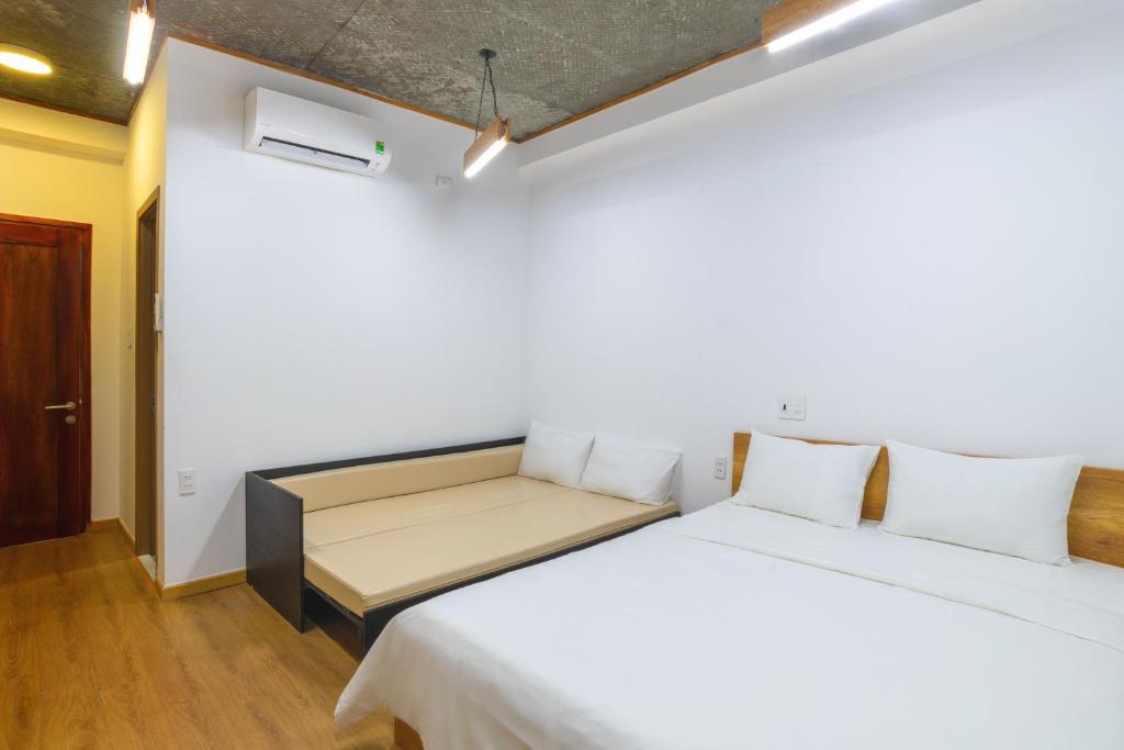 KenKeSu- 2 adjacent floors -4BRs- 15 mins walk to Dragon Bridge