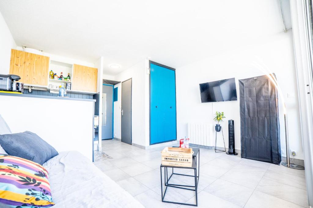 LENA STUDIO - LA GRANDE MOTTE - PLAGE - CENTRE VILLE - 50m PORT - CONFORT photo 2
