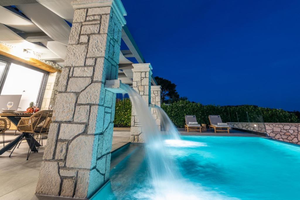 Castielia Residence photo 3