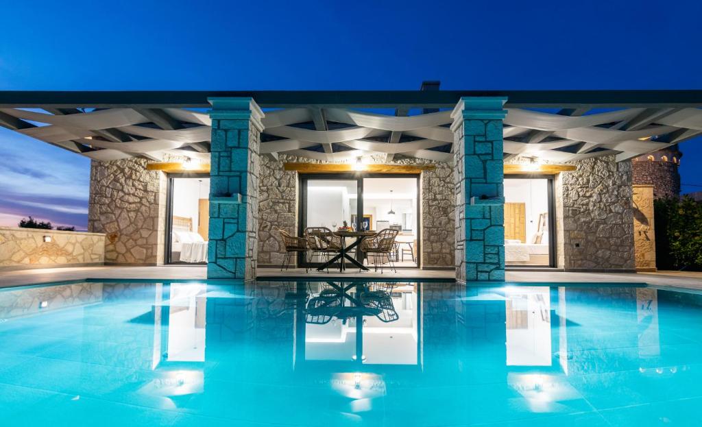 Castielia Residence photo 2