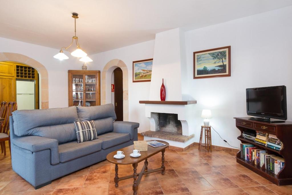Villa S'Hortal photo 2
