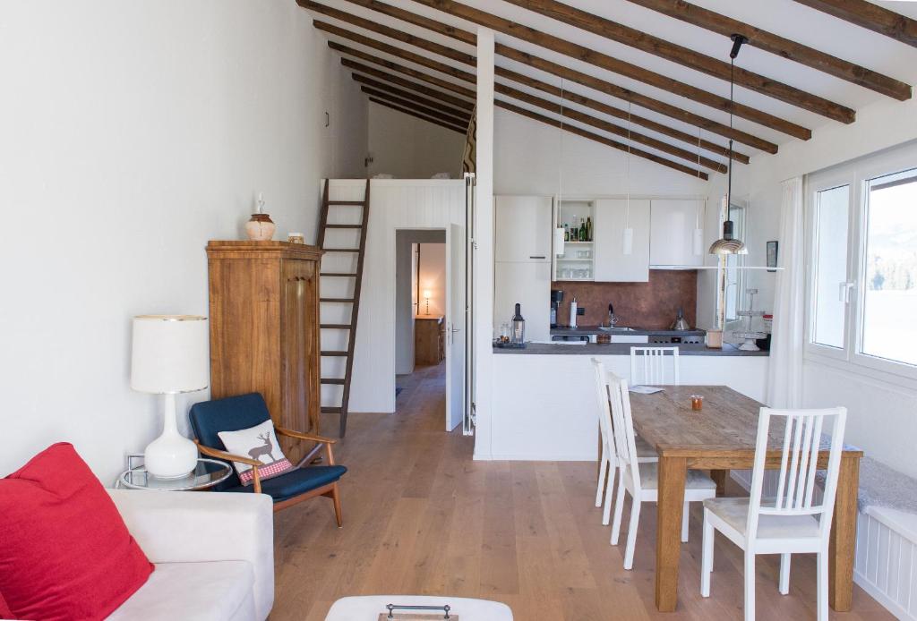Flat La Riva 111 with pool-Lenzerheide photo 4