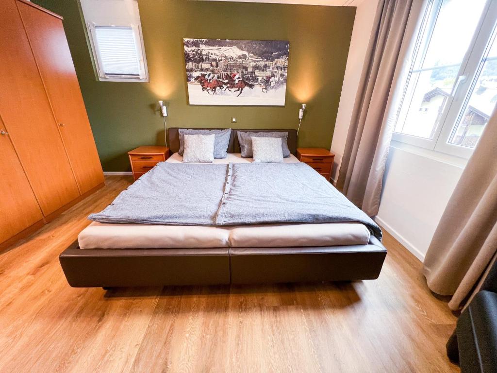 swissme - 100qm - Balkon - 2 Bäder - Parkplatz - Fußbodenheizung photo 2