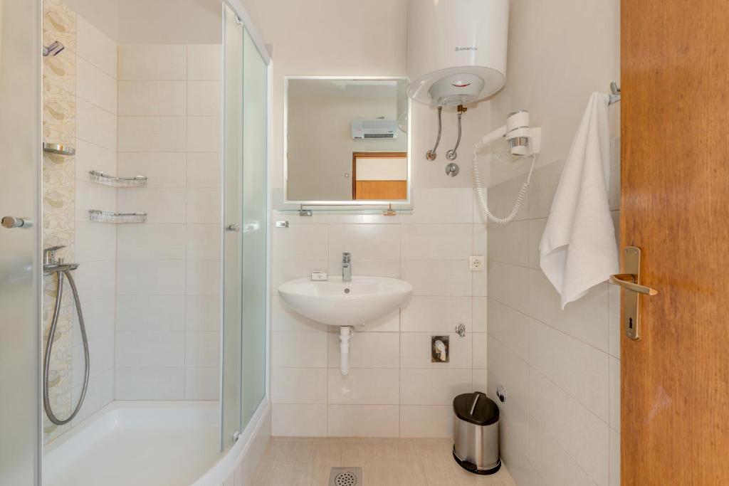 Apartmani Villa Bose photo 2