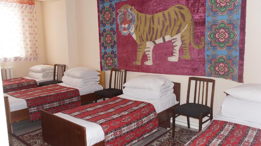 RAHAT Guest House & Hostel in Toktogul photo 3