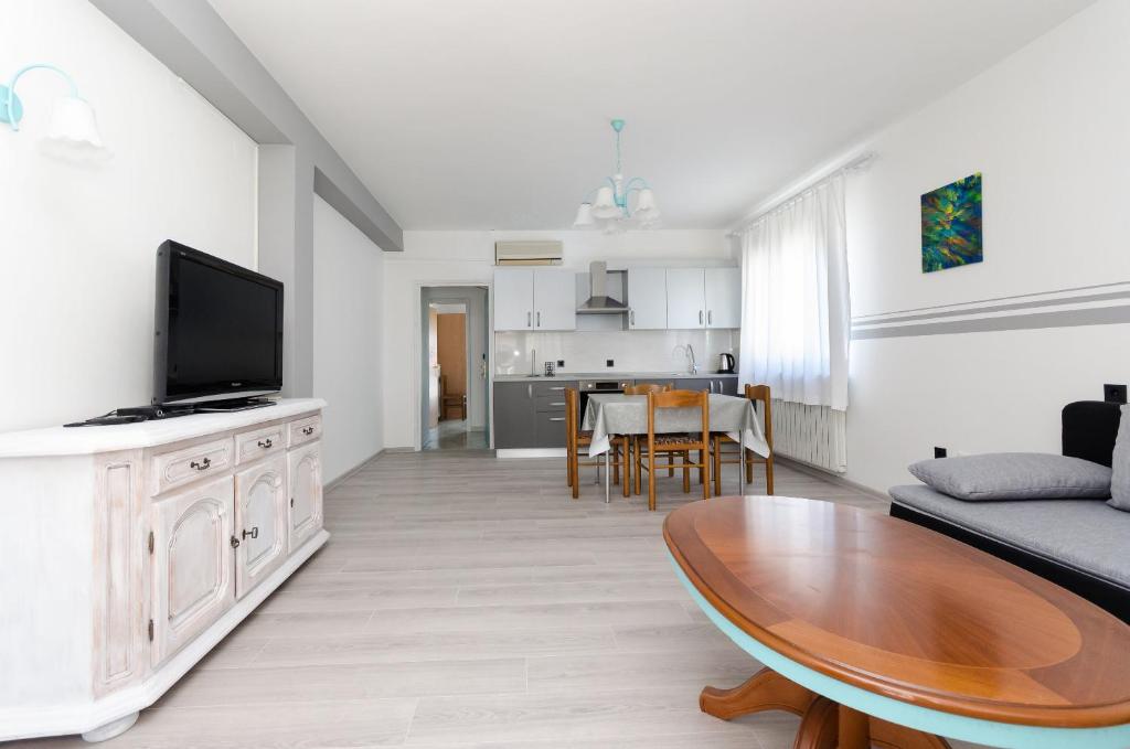 Apartments Slavica R photo 3