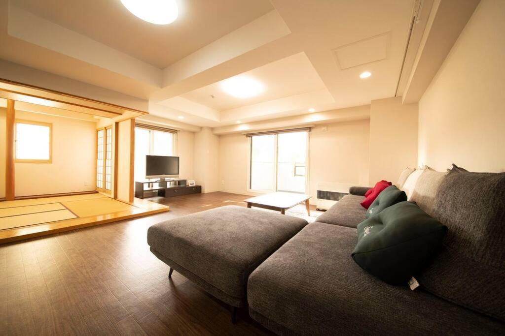 AutumnSALE 夏灯路を楽しむ札幌定山渓ステイ-S-beds7-MOLINHOTELS602 - Tap to explore photos