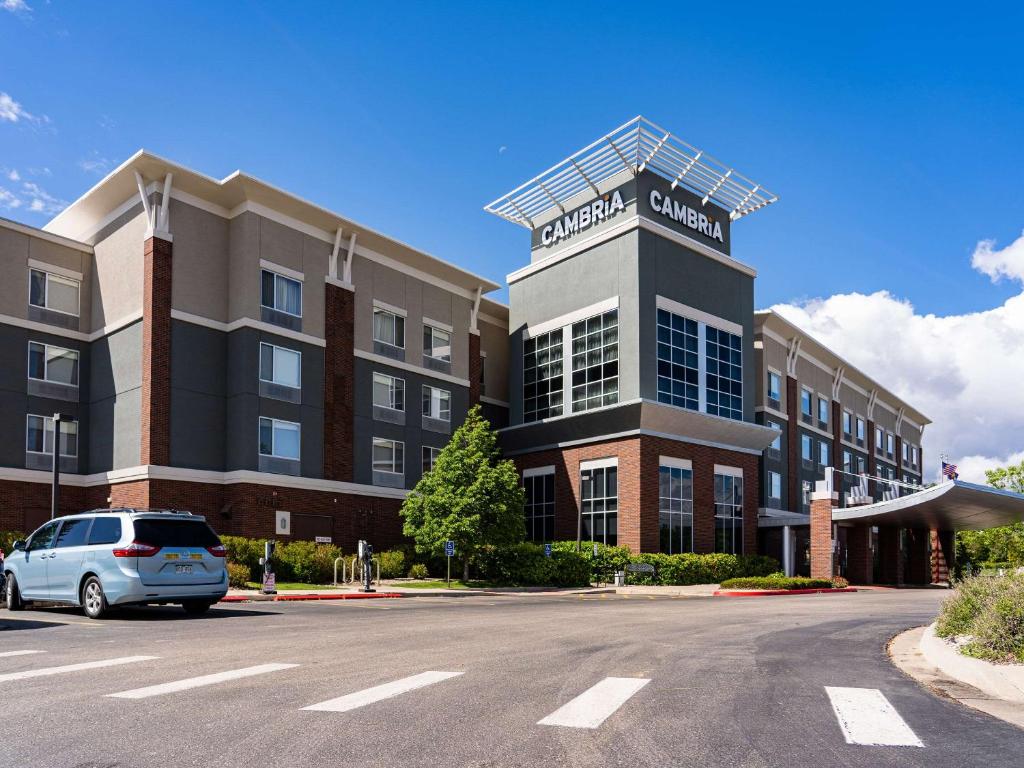 Cambria Hotel Fort Collins image