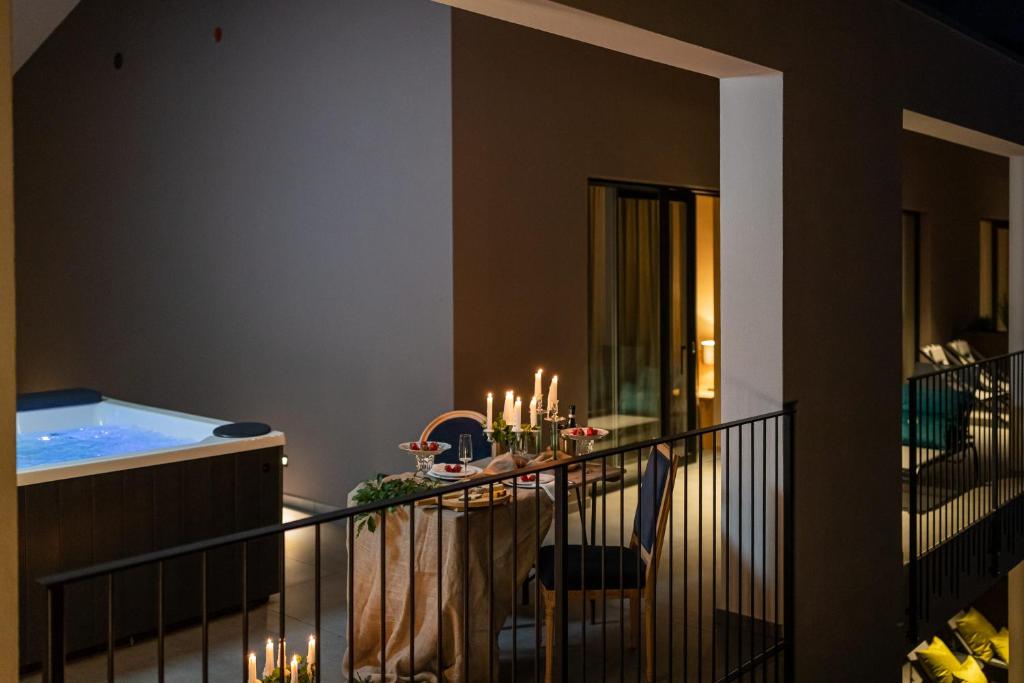 SHILOH Private Luxury Apartments - Tap to explore photos